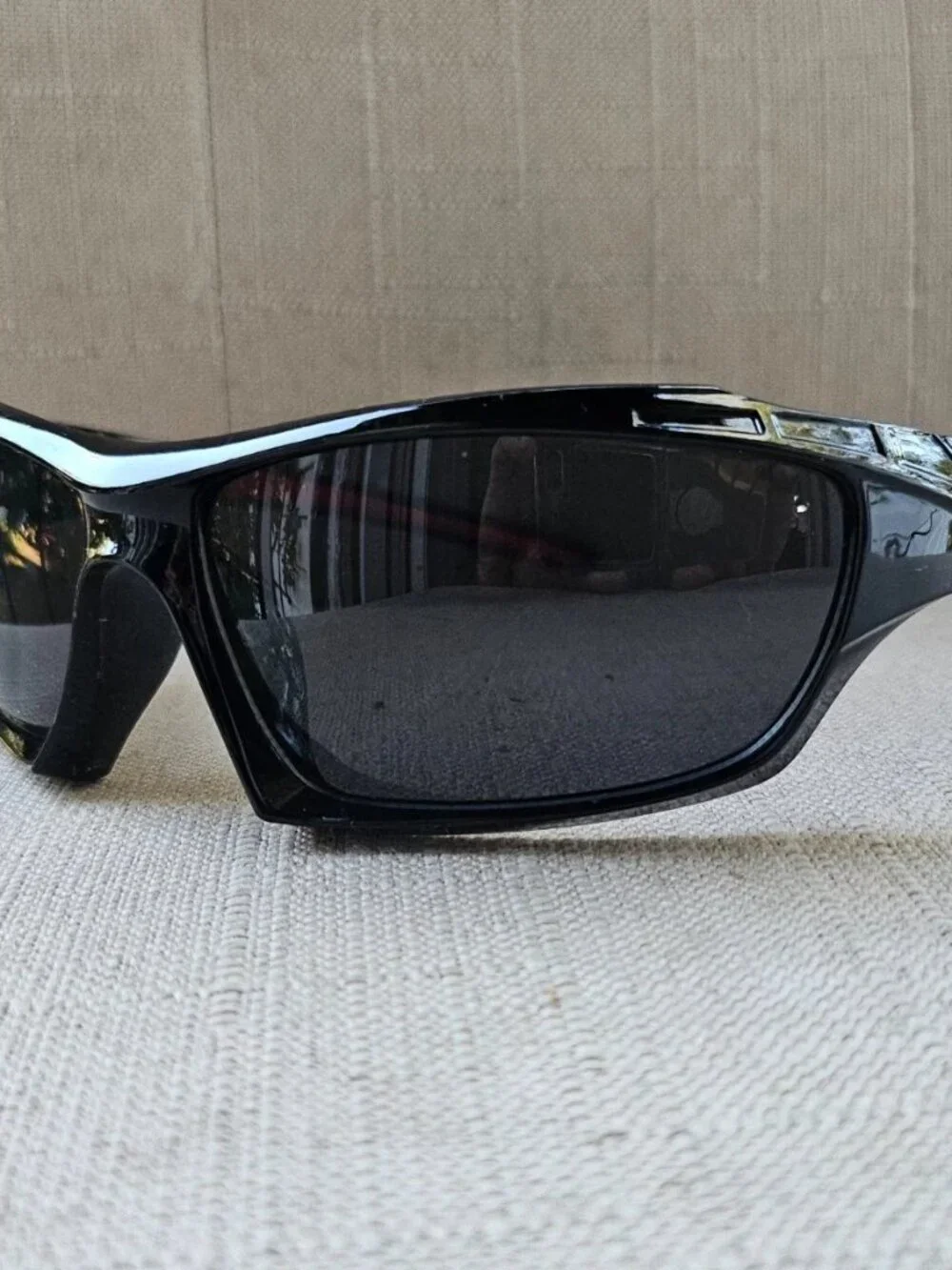 Men Sunglasses Sport Wrap Style Black/Red Plastic Frame Eyewear Shades New
